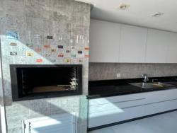 Casa para Venda em Macaé - 4