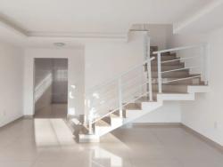 Casa para Venda em Macaé - 3