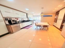 Apartamento para Venda em Macaé - 2