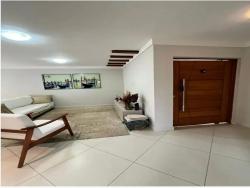 Casa para Venda em Macaé - 2