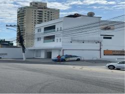 Estabelecimento para Locação em Macaé - 3