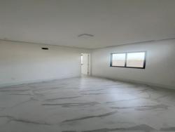 Casa para Venda em Macaé - 3