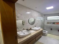 Casa para Venda em Macaé - 4