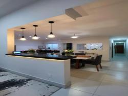 Casa para Venda em Macaé - 3