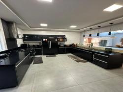 Casa para Venda em Macaé - 3